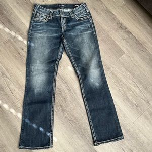 SILVER JEANS. FLUID SUKI MID STRAIGHT